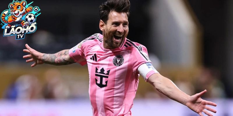 Lionel Messi lập siêu phẩm sút xa - Khẳng định đẳng cấp của tượng đài bóng đá thế giới